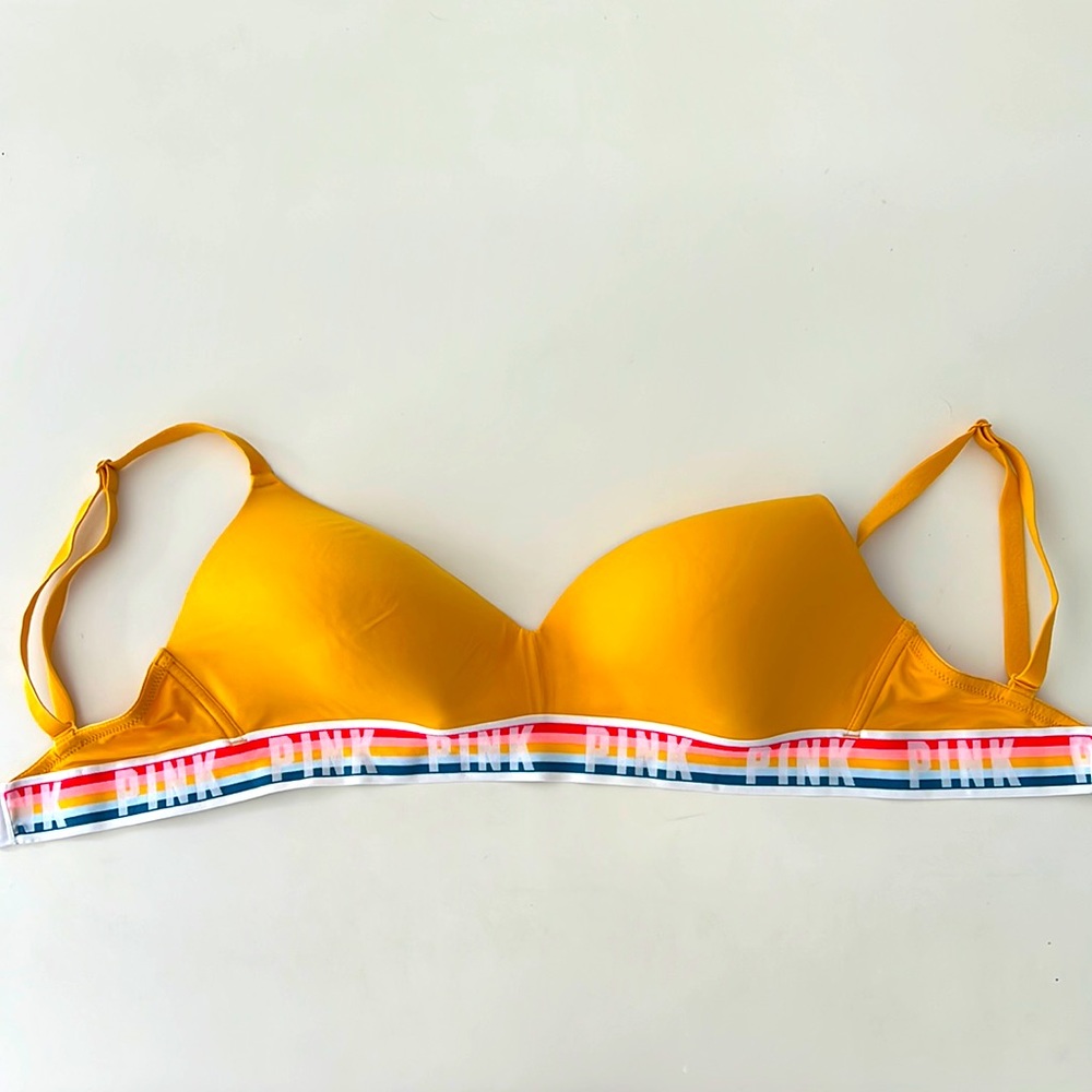 PINK bra 34DD.  Excellent condition. Maybe worn and washed once?